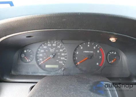 2001 Nissan Xterra Xe-V6 из США, поврежденный, VIN 5N1ED28T11C563011